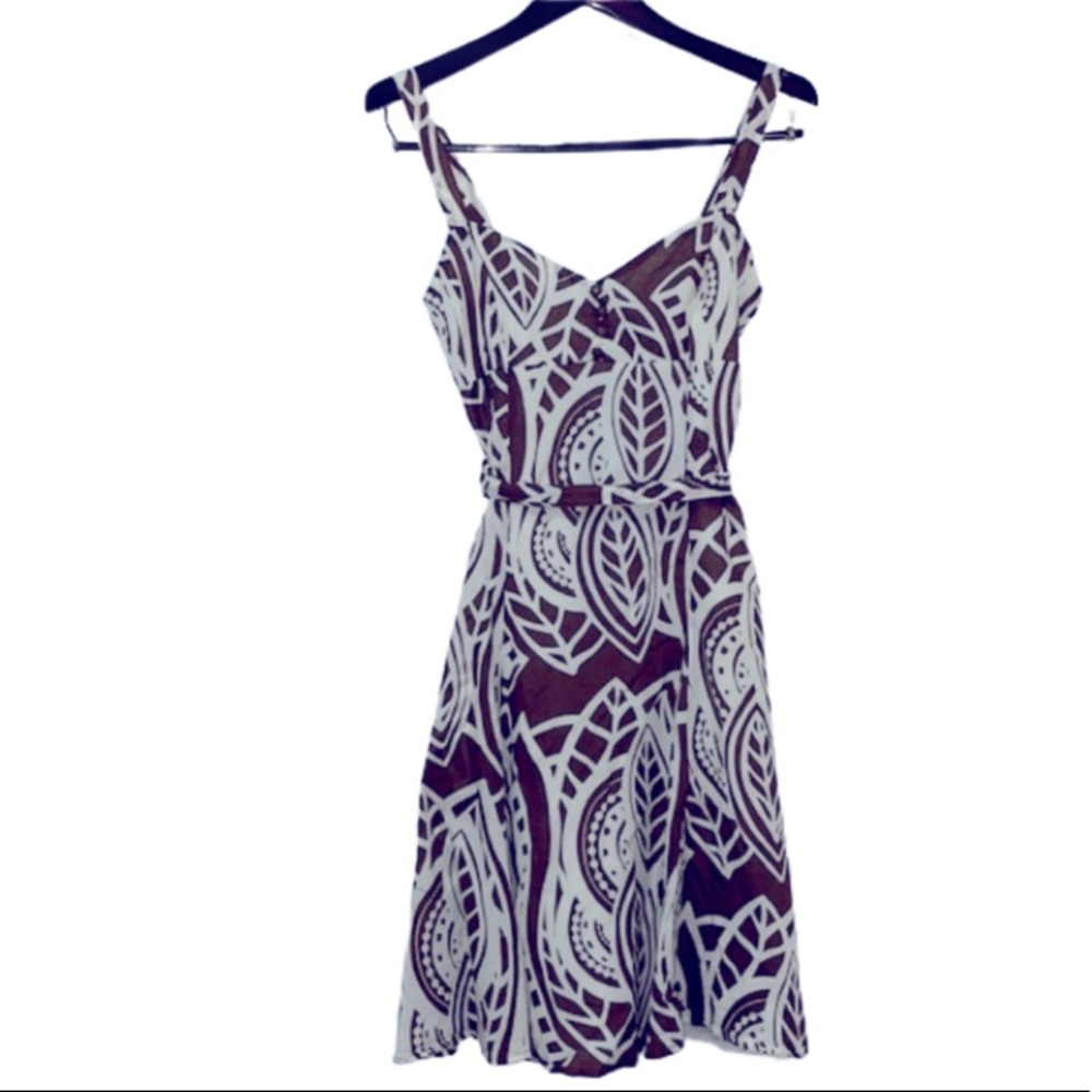 Chesley Leaf Print Sweetheart Neckline Spaghetti Cotton Brown White Sun Dress M